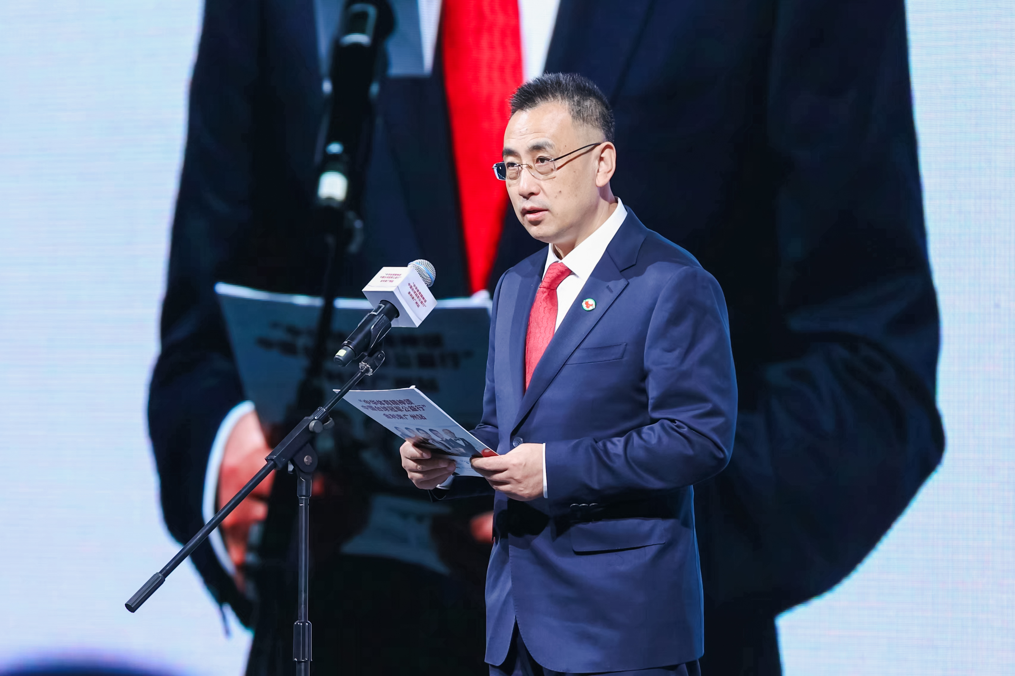 开云kaiyun官方入口携手中国台球协会,成功举办中国台球冠军公益行活动